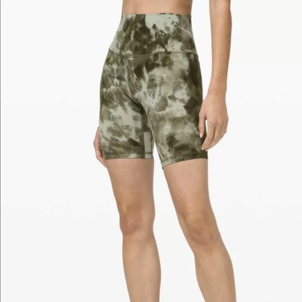 Lululemon Align High Rise Short 8” Green Diamond Dye